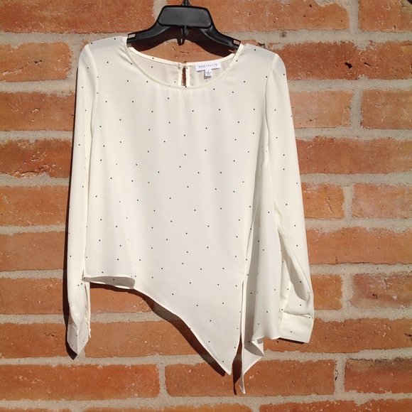 White with black polka dots Nordstrom long sleeve - Picture 3 of 5